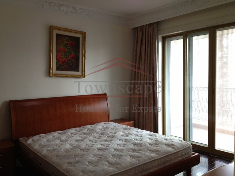 Shanghai expat rentals Great 2 Bedroom apartment w/ Pool & Gym line 10 Yuyuan garden