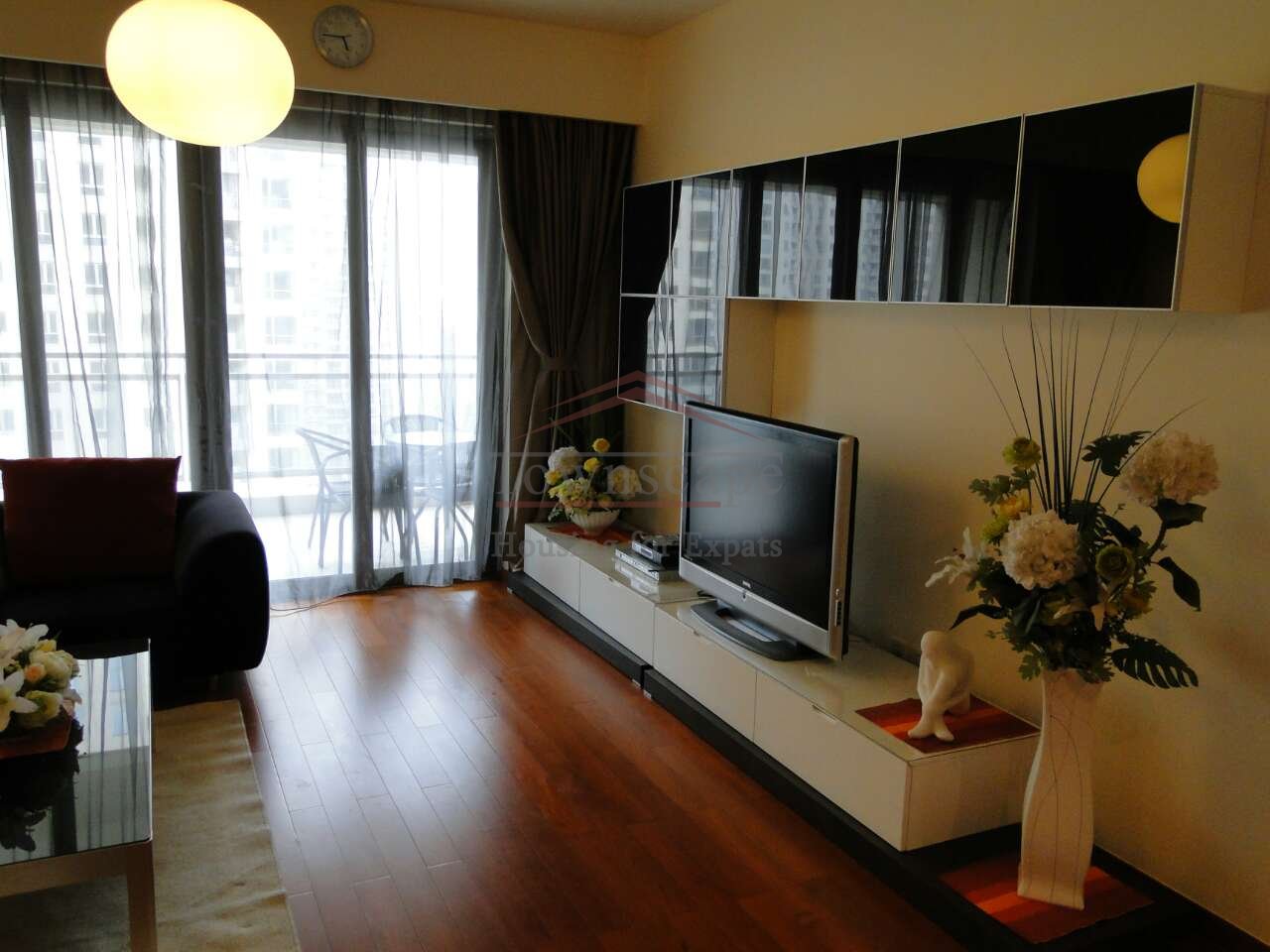 expat housing shanghai Fantastic 4 Bed Apartment in Yanlord Town Pudong