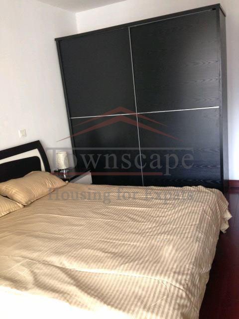 Expat housing Shanghai Great 2 Bed Apartment 2 mins from Zhongshan park Line 2/3/4