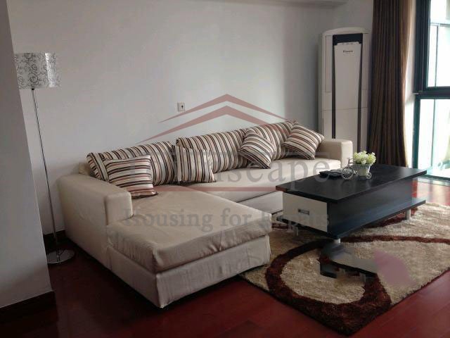 rent a house shanghai Great 2 Bed Apartment 2 mins from Zhongshan park Line 2/3/4