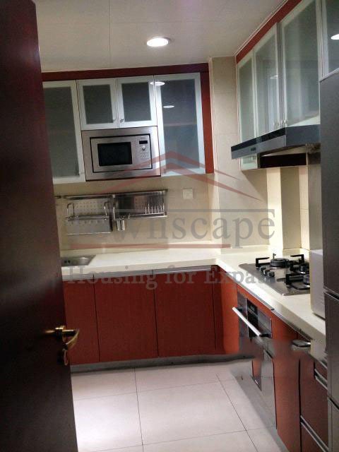 apartments in shanghai Great 2 Bed Apartment 2 mins from Zhongshan park Line 2/3/4