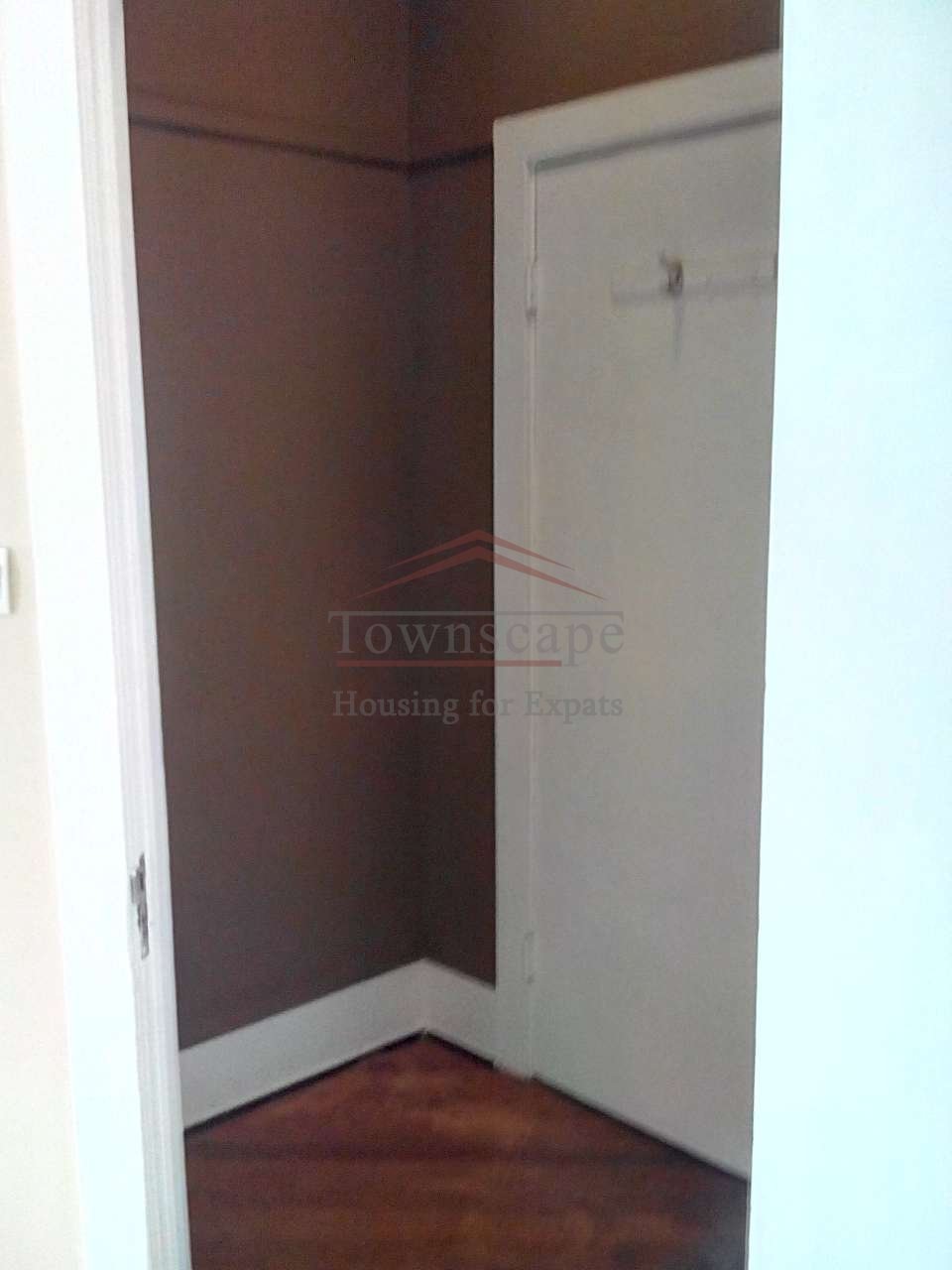  Perfect 2 Bedroom Lane House in Central Shanghai South Shanxi rd L1&10