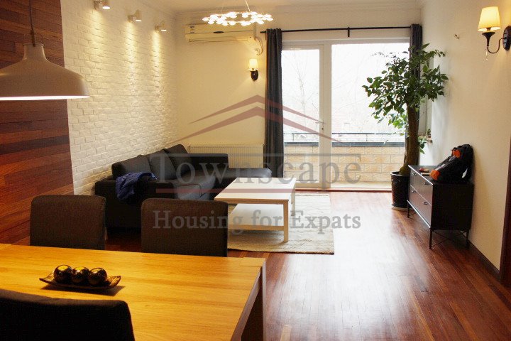Apartment in French Concession Fantastic 2 Bedroom Lane House Shanxi rd L1/10 Central Shanghai