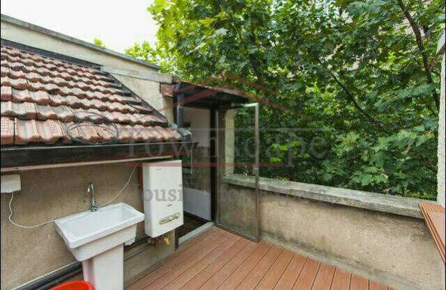 expat housing shanghai Renovated 1 Bed Lane House in Shanghai French Concession L1