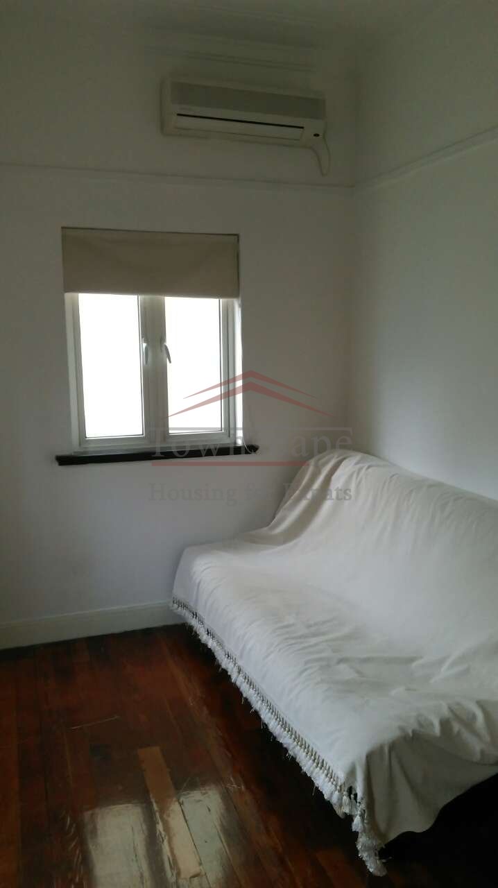 apartment in shanghai Fantastic 2 Bed Apartment just off Huaihai road L10&1 Shanxi rd