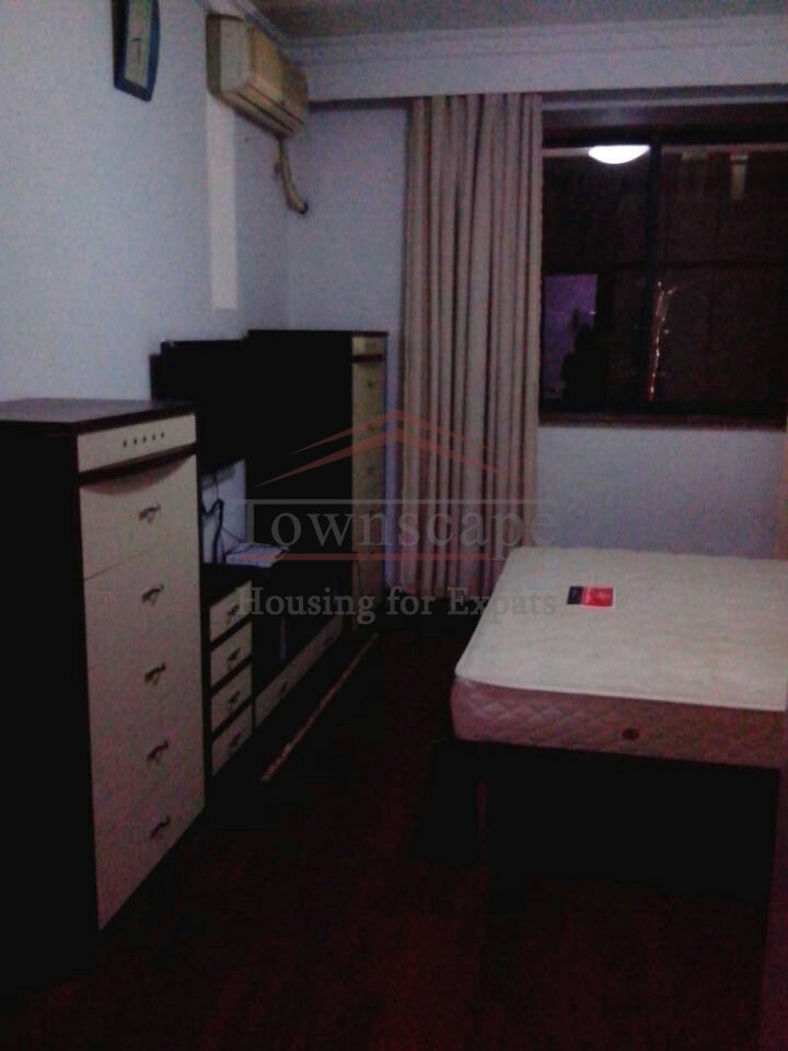Rent in Shanghai Well Priced 2 Bed Apartment near Jiaotong Uni Metro Line 10&11