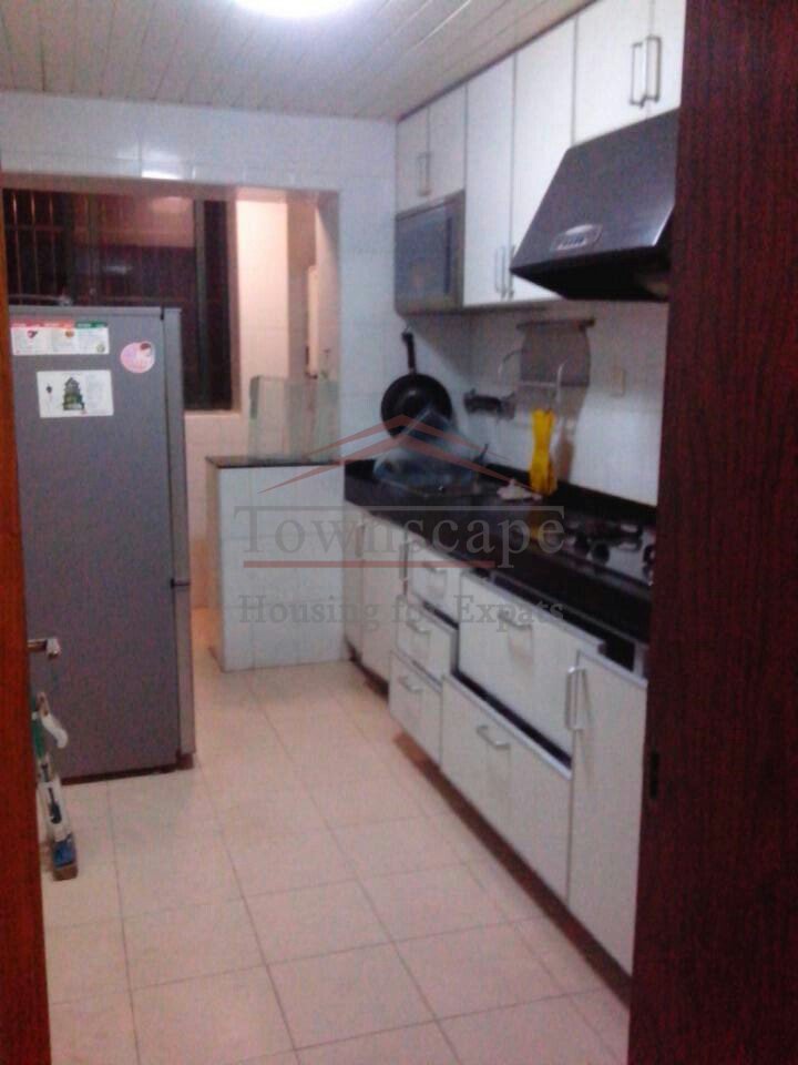 Shanghai apartment Well Priced 2 Bed Apartment near Jiaotong Uni Metro Line 10&11