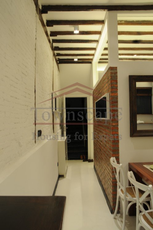  Gorgeous 2 BR Lane House Renovation French Concession
