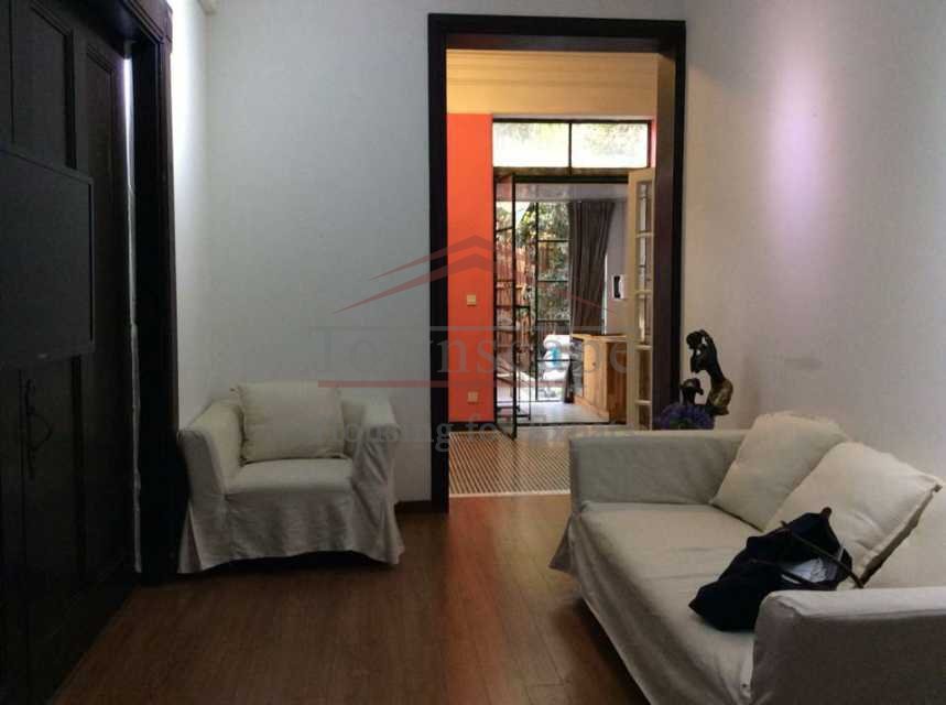 shanghai rentals Great 1 Bed Lane House w/Garden L11/2 Jiangsu road