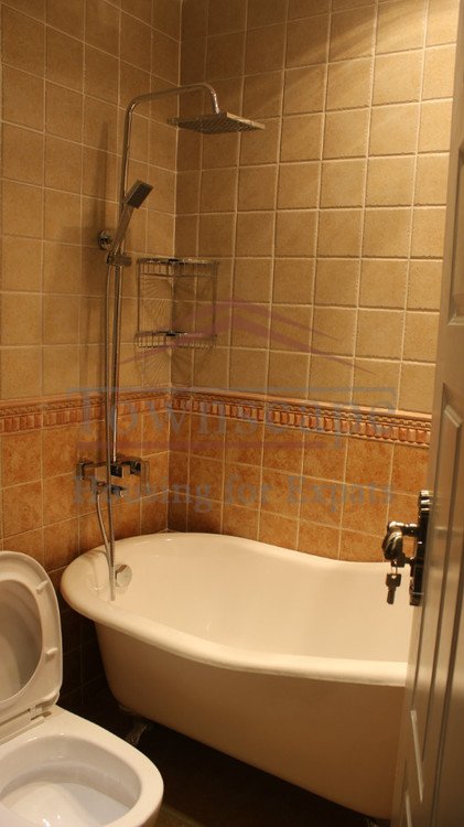 rent shanghai Excellent Lane House w/ Garden&Floor heating Metro Line 1