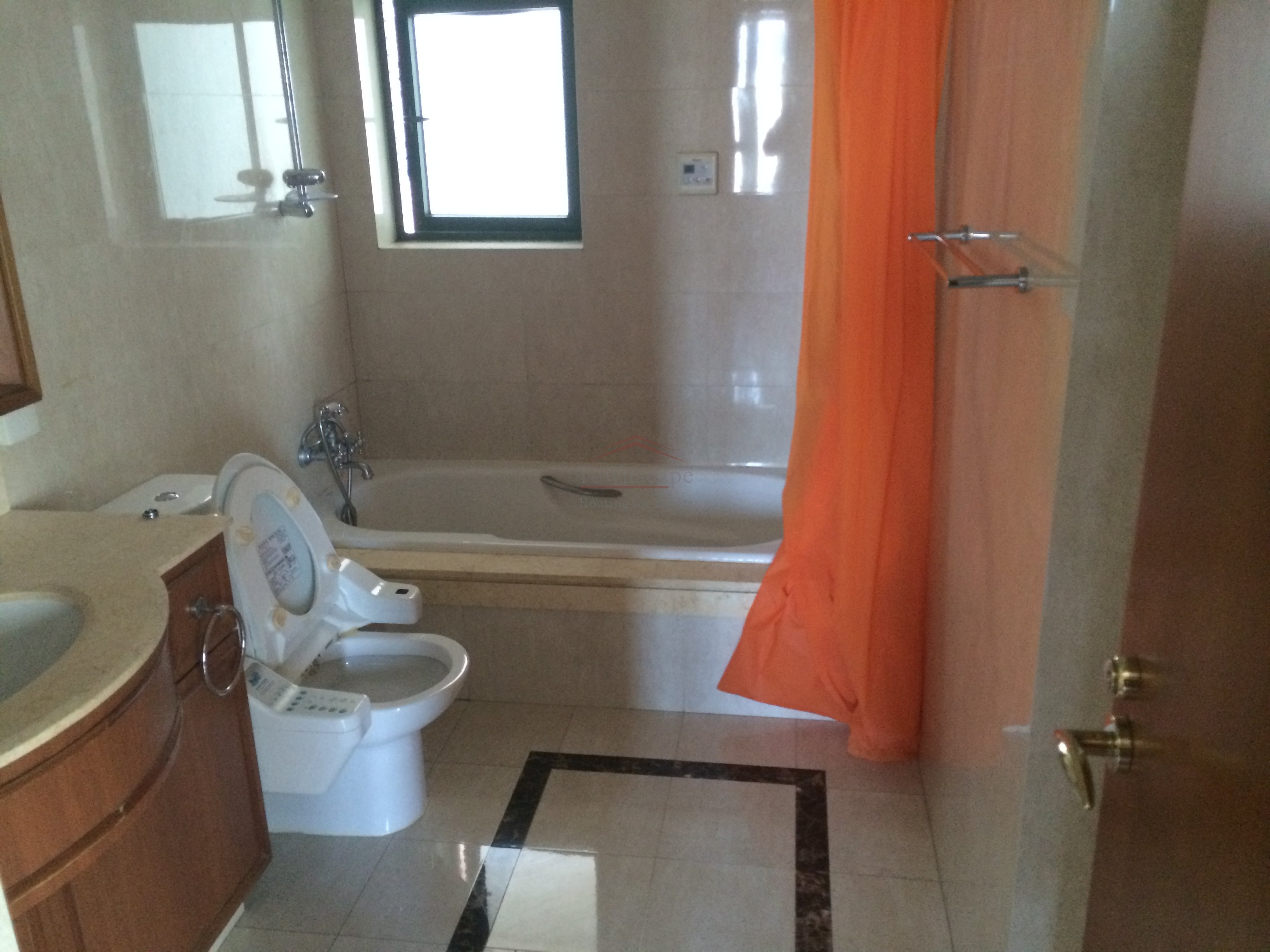 Shanghai apartment rent Excellent 2 BR Apartment for rent in Xujiahui Oriental Manhattan