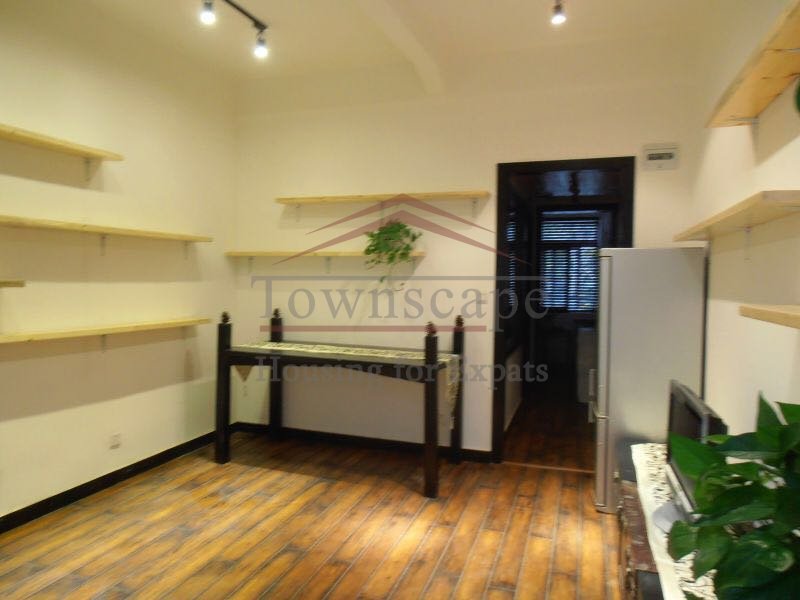 French Concession Apartment Renovated 1 BR house near Fuxing Park & Xintiandi