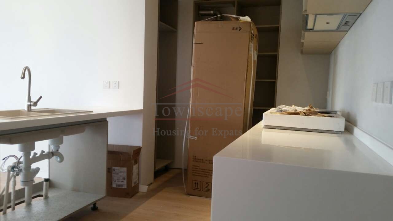 Shanghai house 4 Bed Luxury Apt. in French Concession Line 1&10 w/ floor Heating