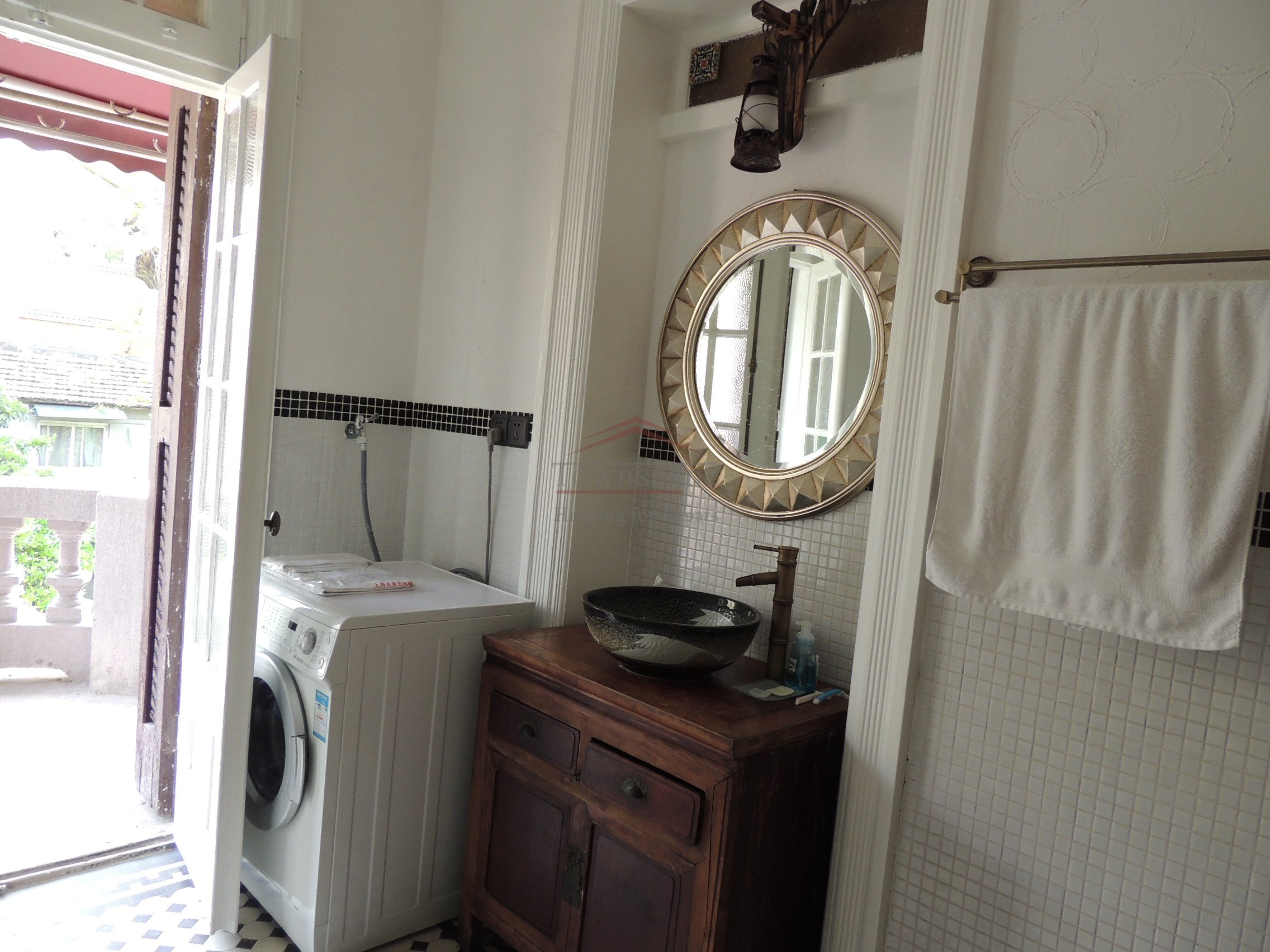 Shanghai rental Fantastic 3 Bed Lane House on Fuxing road Shanghai French Concession