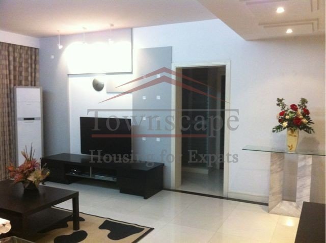  Top Class 3 bedroom apartment in Central Shanghai