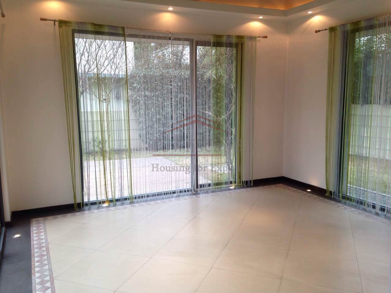  Exclusive 4 bedroom Villa with Floor heating in West Shanghai