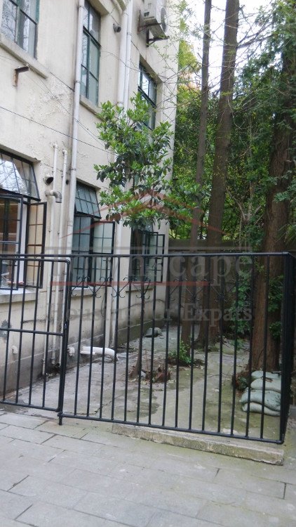 French Concession Apartment Gorgeous 3 bed Lane House w/ garden and wall heating