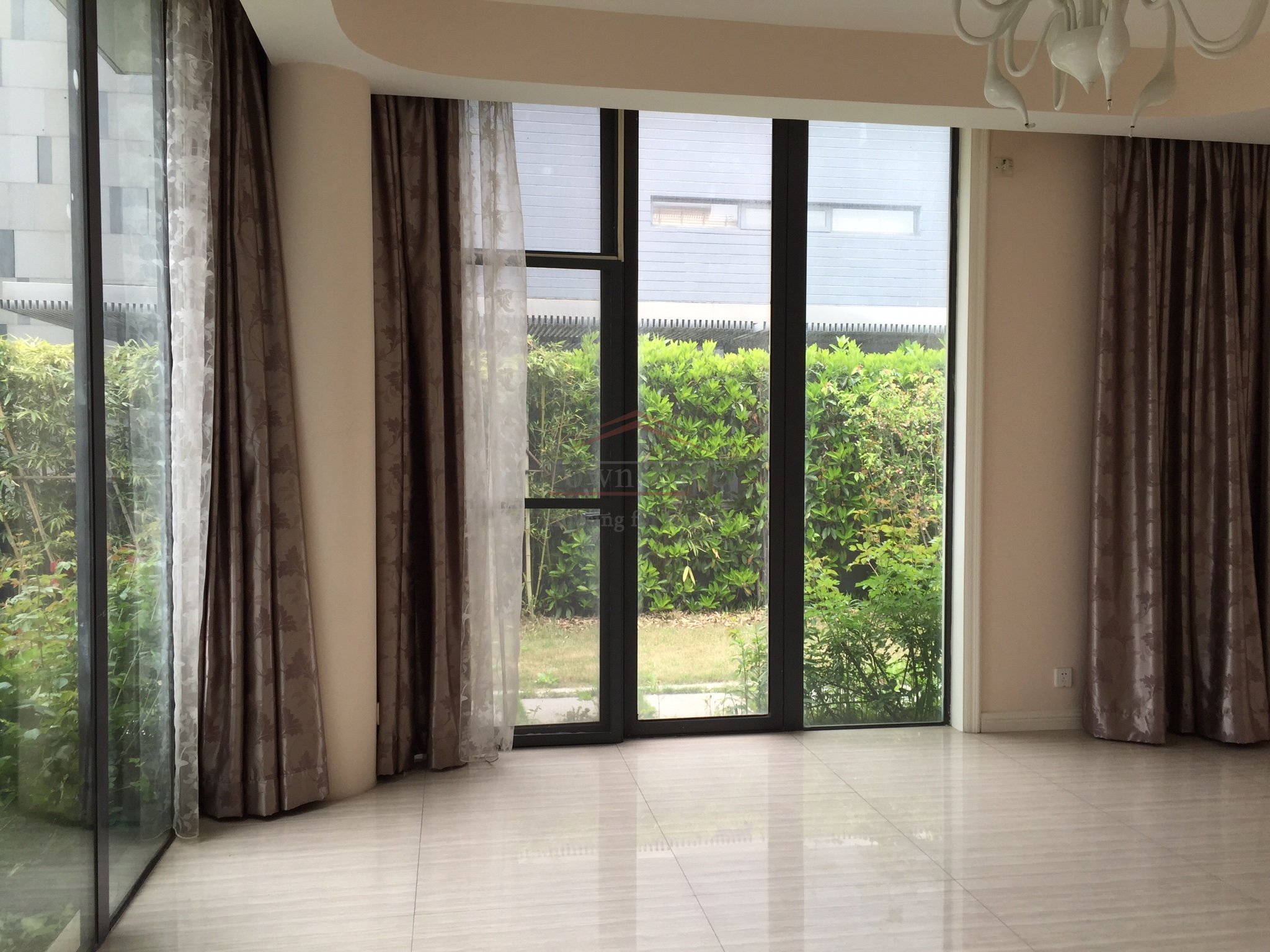  Excellent 4 bed Villa w/ floor heating in Qingpu