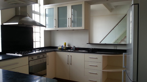 expat housing shanghai Beautiful renovated Lane house with wall heating Changshu rd L1&7