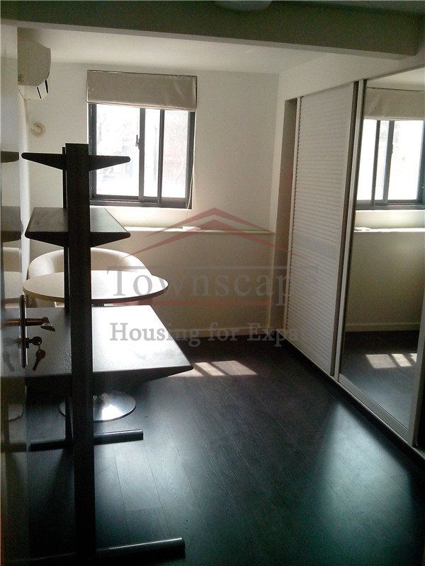 rent apartment shanghai 2 Bedroom apartment near Tianzifang with rooftop