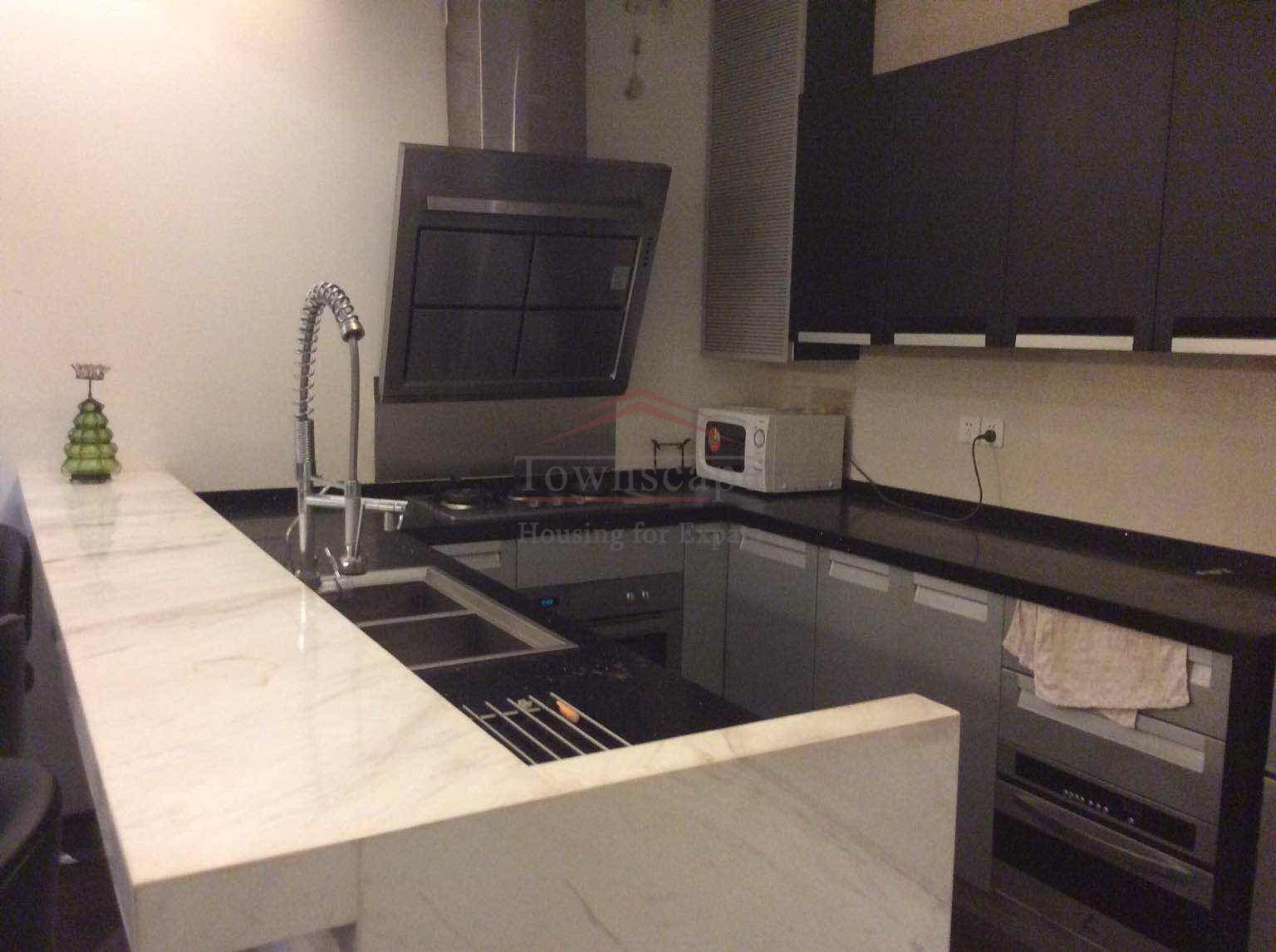  Great 3 BR apartment near Changshu metro line 2&7 wall heating