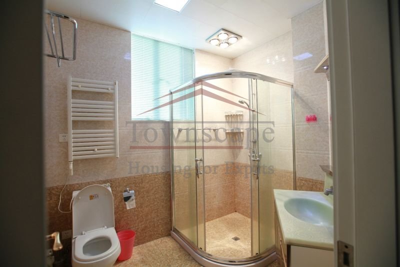  Well priced 2 bedroom Apartment in Shanghai French Concession L1