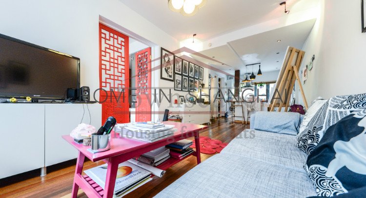  Beautiful Renovated Lane House in Xujiahui area w/terrace+heating