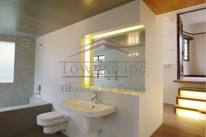 Nanjing road apartment Great 3 Bed Lane House for rent in Shanghai Nanjing road