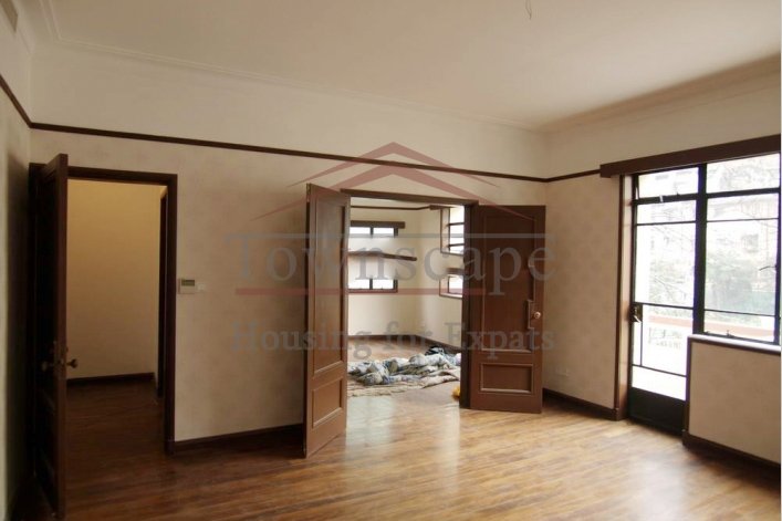 house in shanghai Great 3 Bed Lane House for rent in Shanghai Nanjing road
