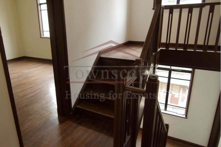  Great 3 Bed Lane House for rent in Shanghai Nanjing road