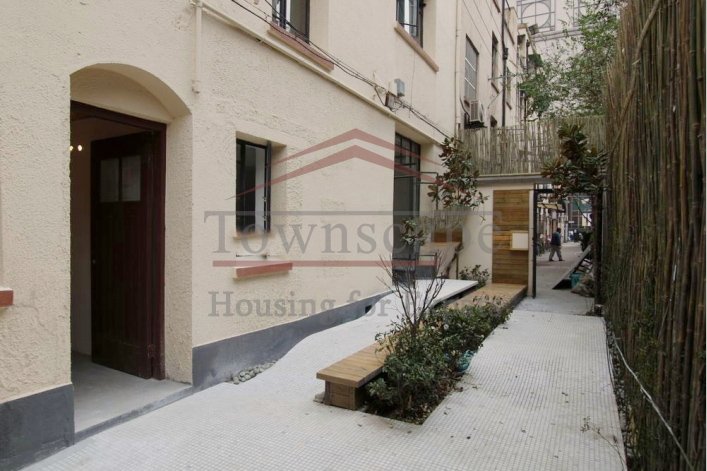  Great 3 Bed Lane House for rent in Shanghai Nanjing road