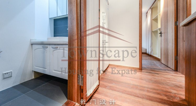 Rent in Shanghai Fantastic 1 bed Lane House in Shanghai French Concession