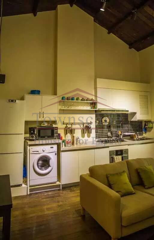  Excellent 2BR central Shanghai Lane House w/ heating
