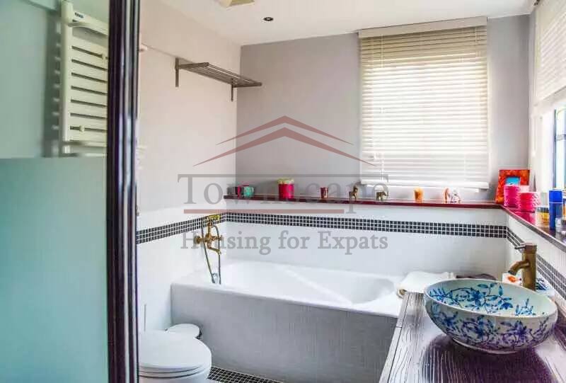  Excellent 2BR central Shanghai Lane House w/ heating