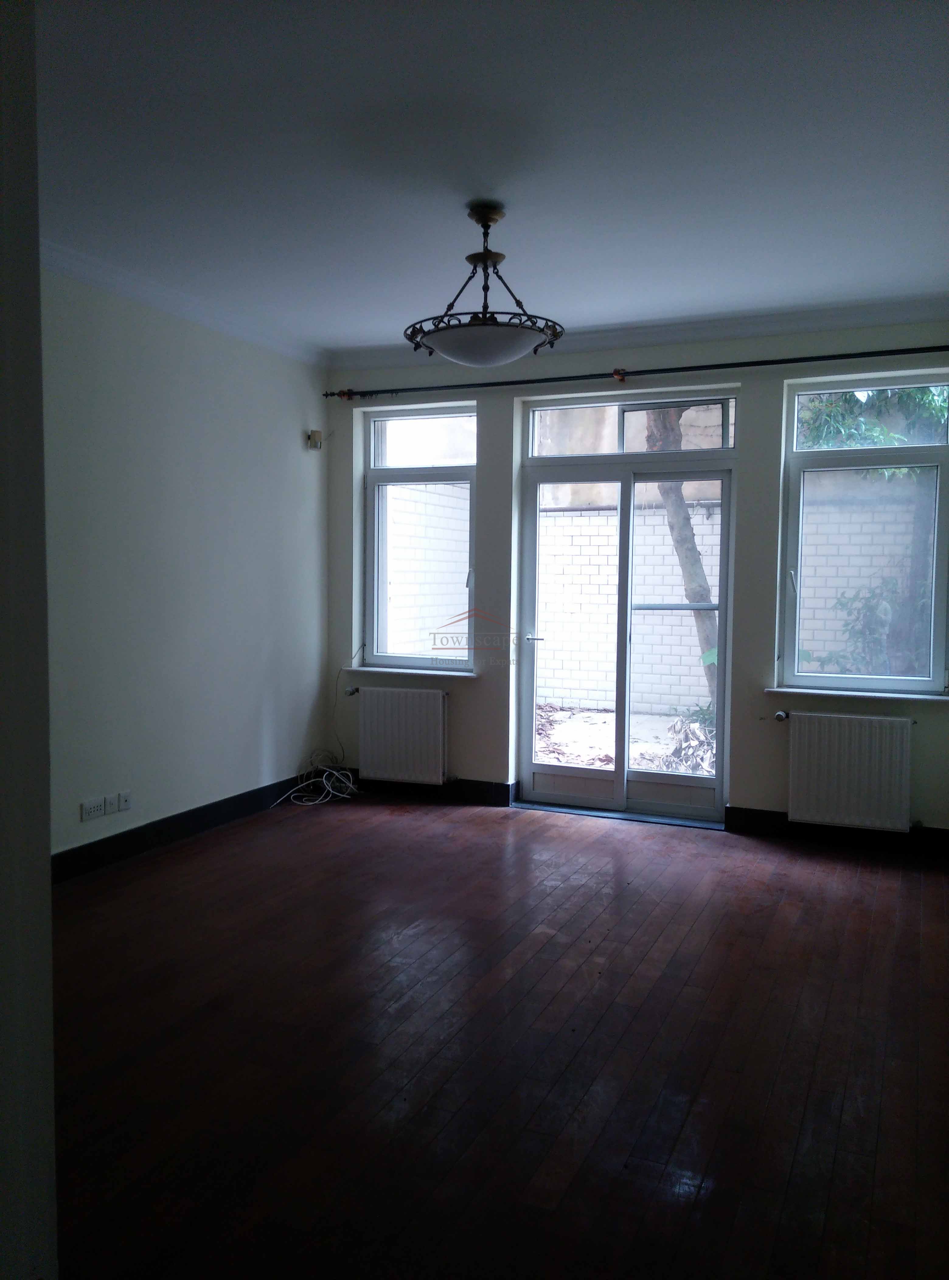  3 Bedroom Lane House for rent in Shanghai w/wall heating