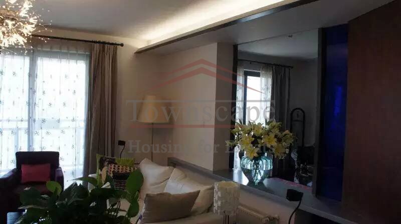  Fantastic 4 bedroom Apartment in Central Shanghai