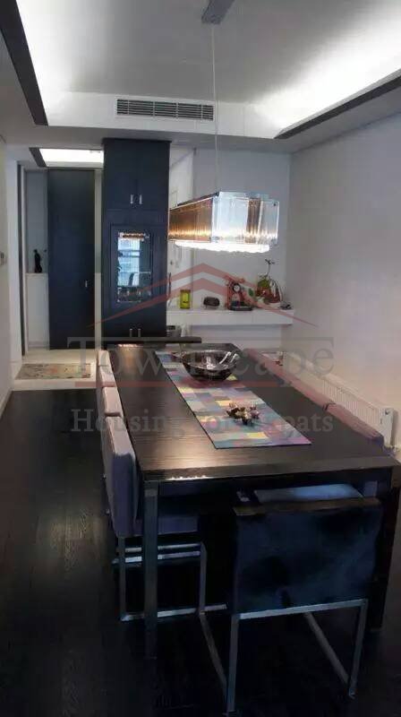  Fantastic 4 bedroom Apartment in Central Shanghai