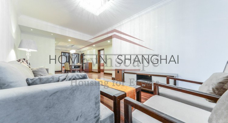  Fantastic 3 BR Apt nr L1 Hengshan Road w/ floor heating