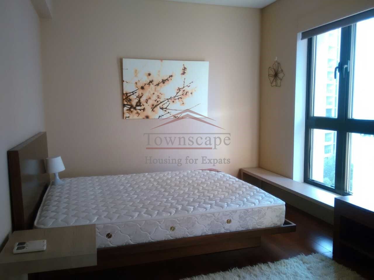  2 Bed luxury Apt. in Xintiandi area w/ pool etc.