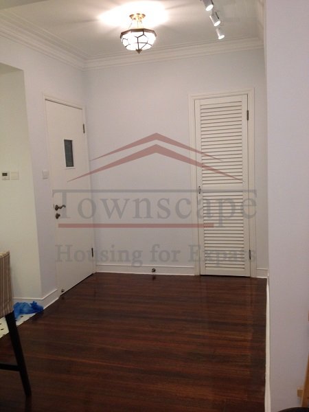  Perfect renovated 1 BR Apt. near South Shanxi road L1&10