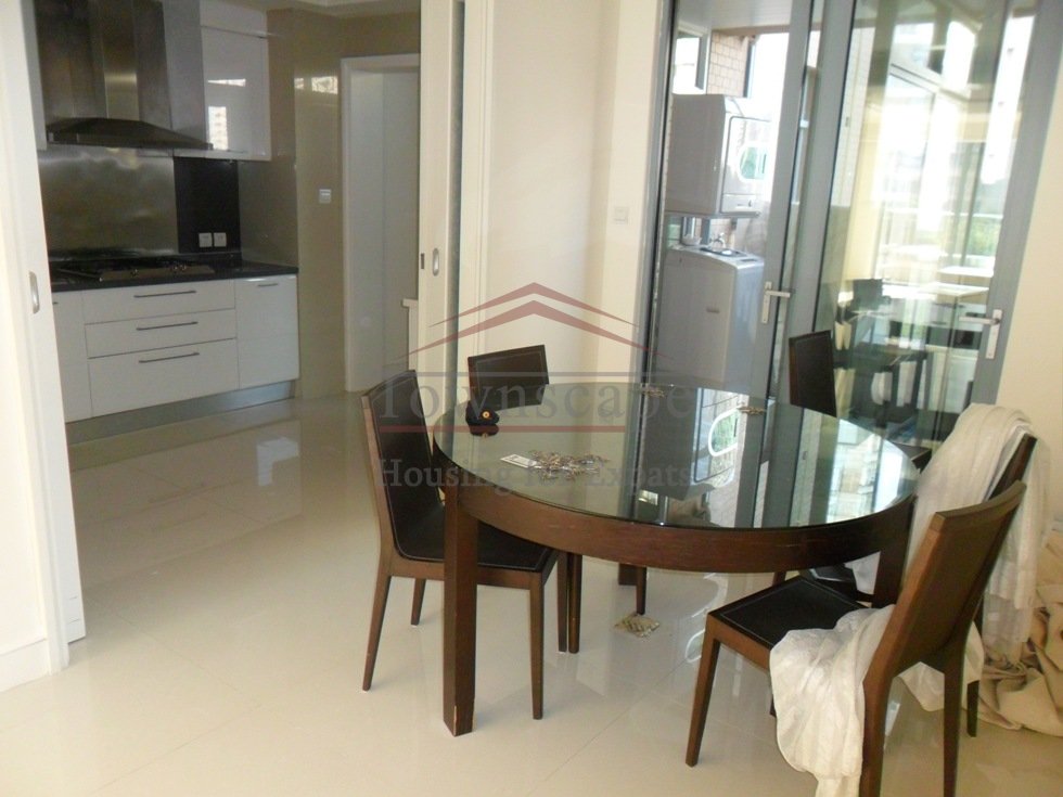  Spacious 3BR Apartment for rent in Pudong Residential Area