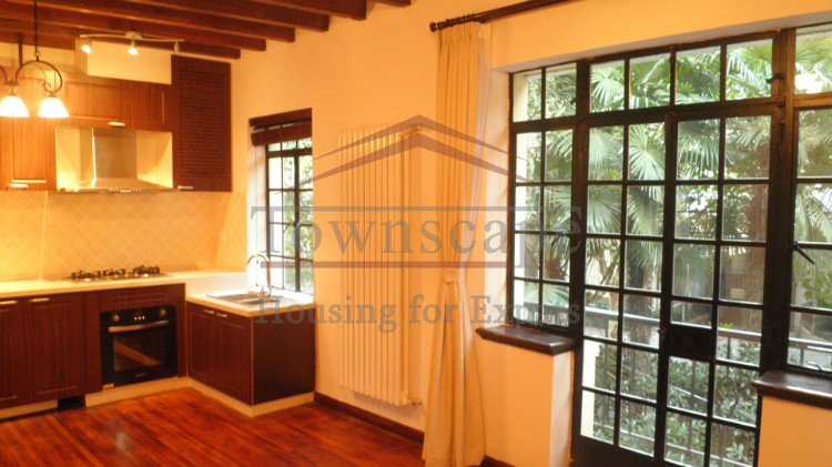  Beautiful Spacious 2BR Lane House for rent in French Concession