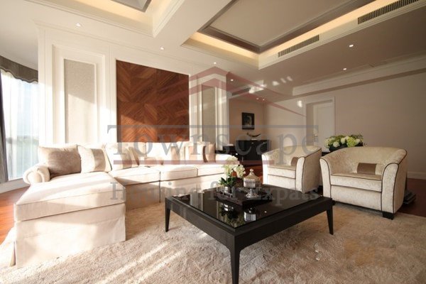  Superb 3BR apartment for rent in Hongqiao residential Area