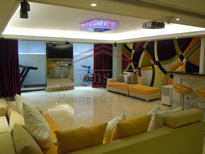  Impressive 7BR Villa for rent in Pudong Residential Area