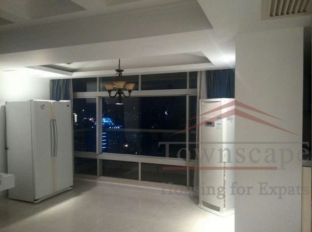  Excellent 2BR Apartment for rent in Xujiahui Commercial Area