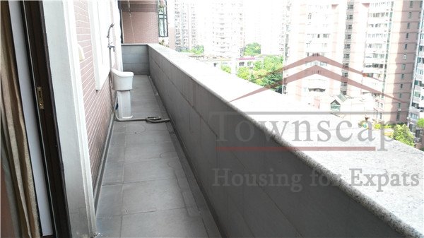  Luxury 4BR apartment for rent in Gubei Residential Area