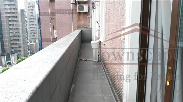  Luxury 4BR apartment for rent in Gubei Residential Area