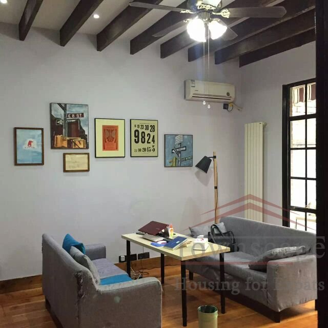  Beautiful 2BR Lane House with private garden in Jing an Temple