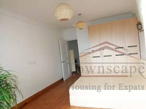  Great value 3BR Apartment with balcony