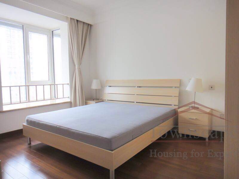  Beautiful 2BR Apartment for rent in Xintiandi